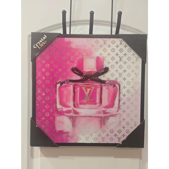 Crystal Luxe Louis Vuitton LV Logo Framed Wall Decor - Picture 4 of 6